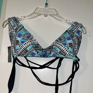 Bathing suit top brand new